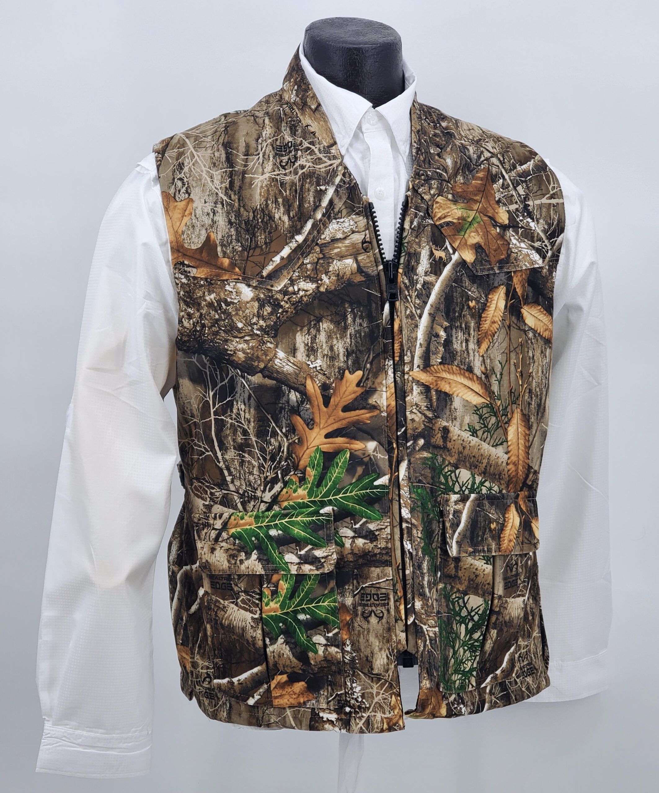 The Gary Nesse Signature Conceal Carry Vest — Saddlecloth - Real Tree Edge